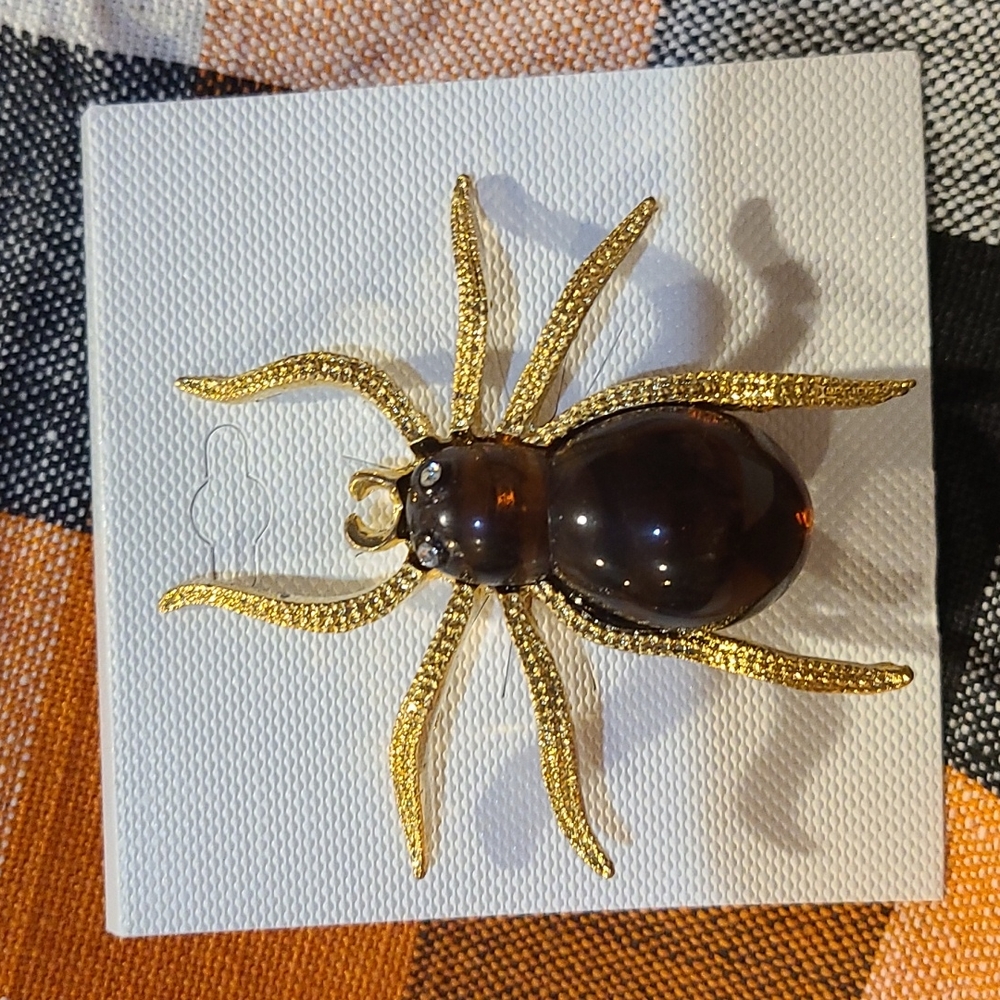 3/$18 Spider Brooch - Great for Halloween 🎃 Lot 244